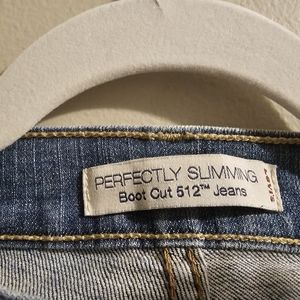 Levi 512 Perfectly Slimming Jeans